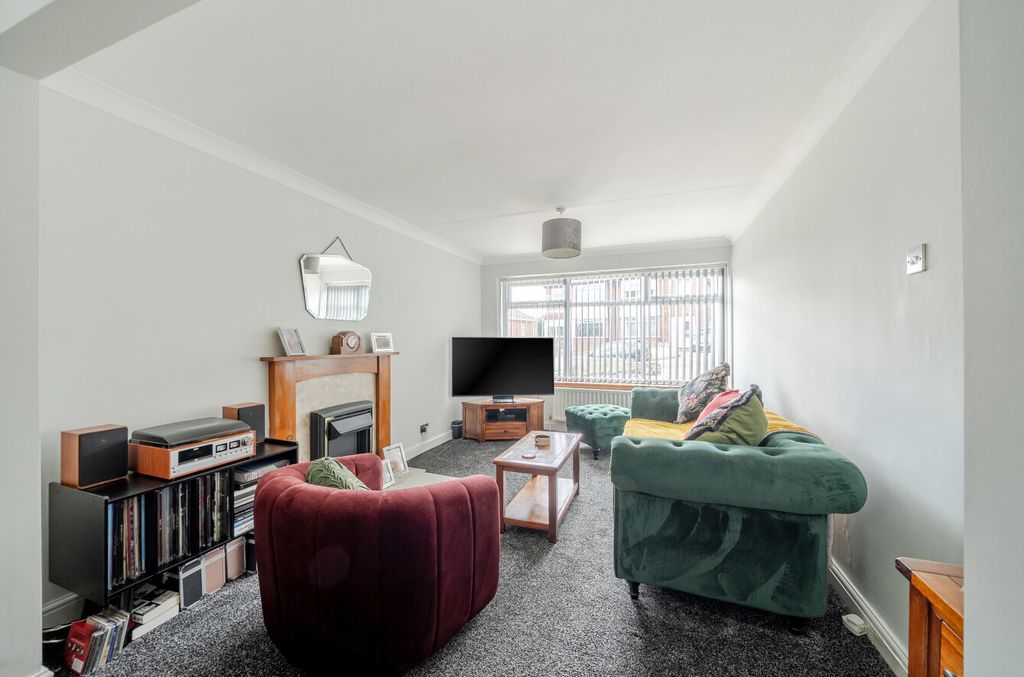 Property photo 2 of 20 1453630-11-6A01F6...