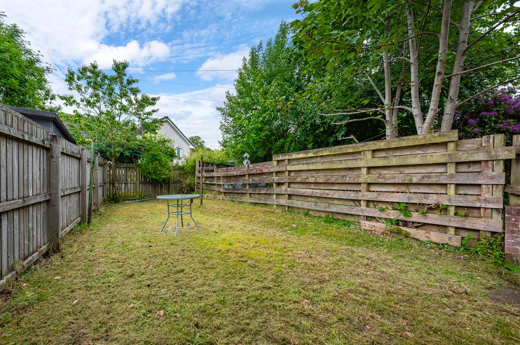 Property photo 2 of 30