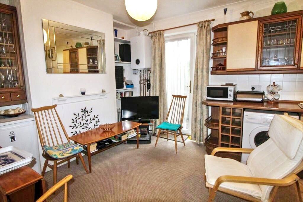 Property photo 3 of 8