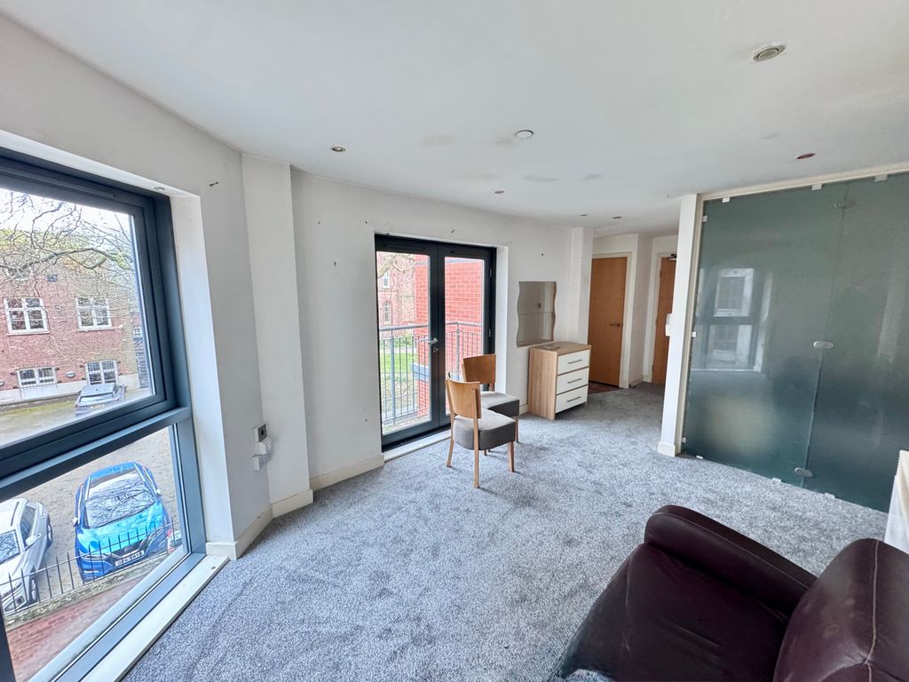 Property photo 3 of 10