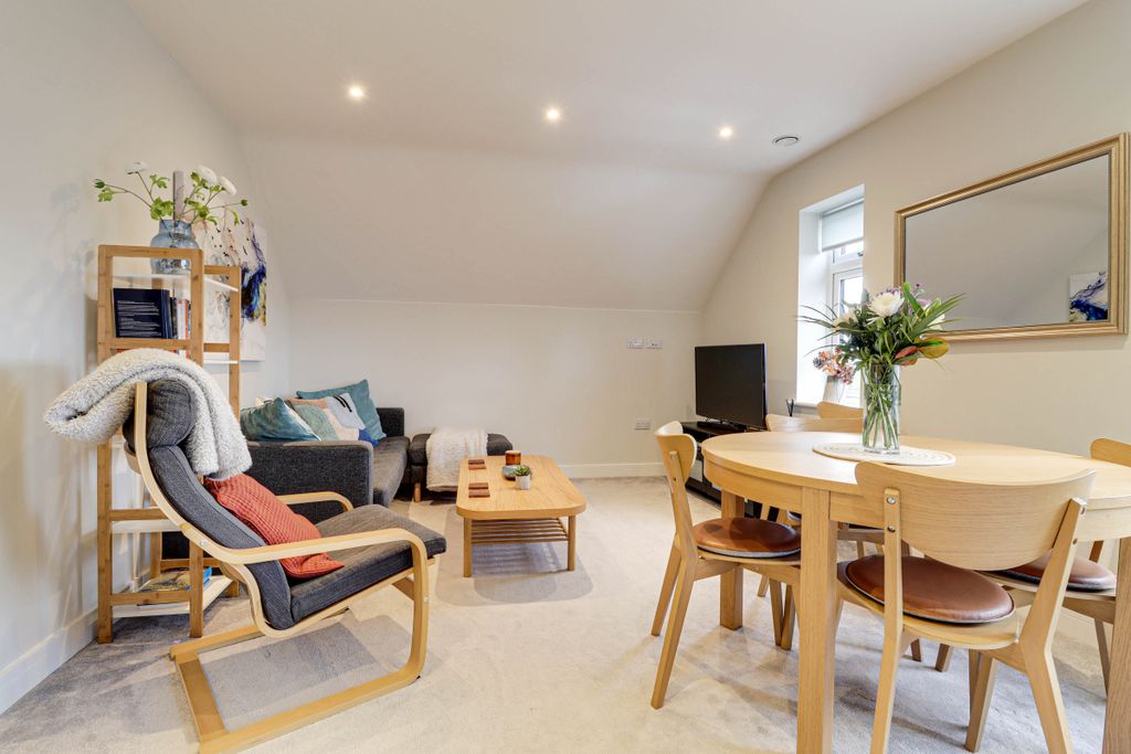 Property photo 2 of 16 Lounge/Kitchen/Diner