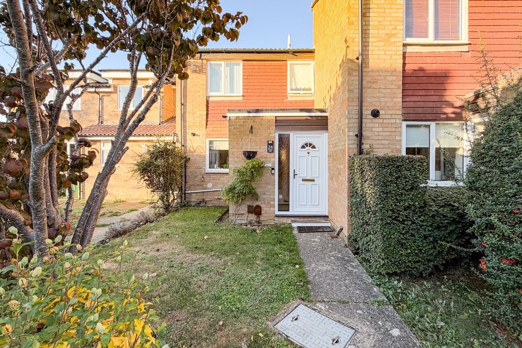 Property photo 1 of 17 5702251