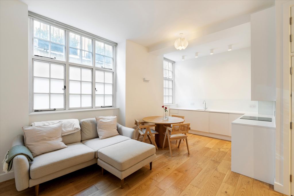 Property photo 1 of 19 Image