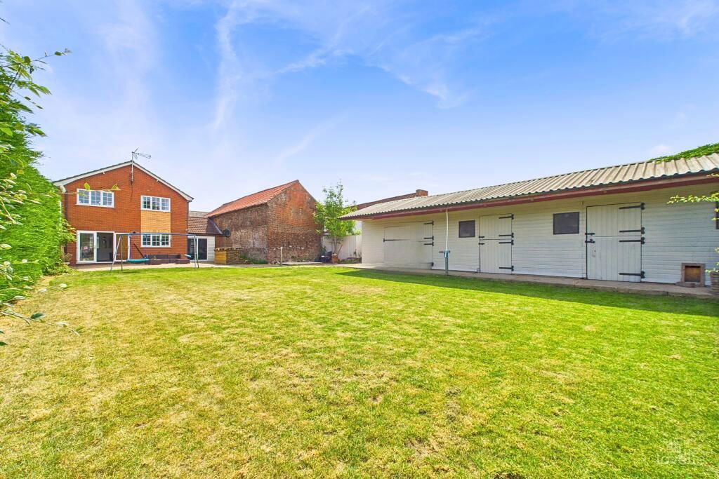 Property photo 1 of 30