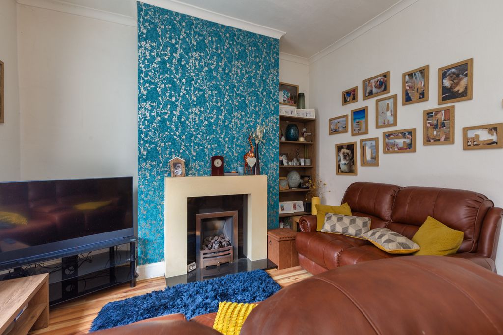 Property photo 3 of 12 Main Reception