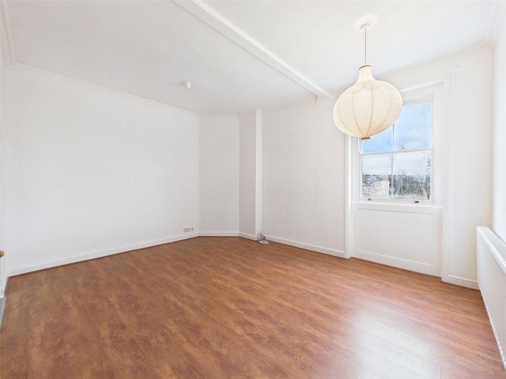 Property photo 3 of 14 Picture No. 08