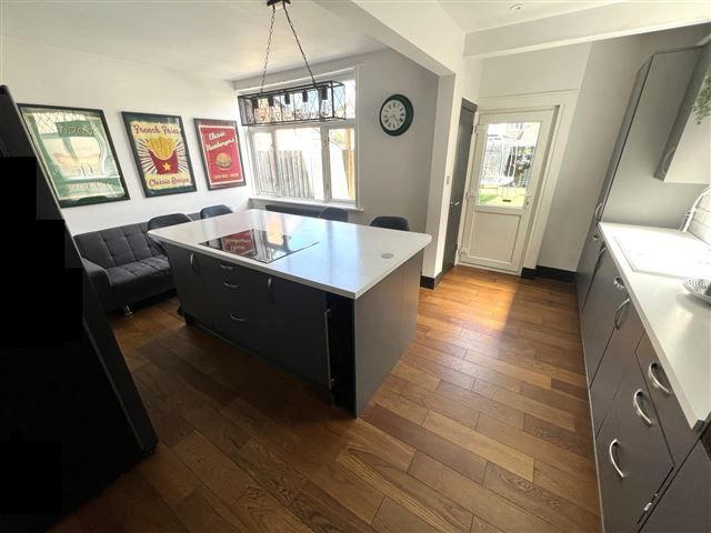 Property photo 2 of 18 Kitchen/Diner