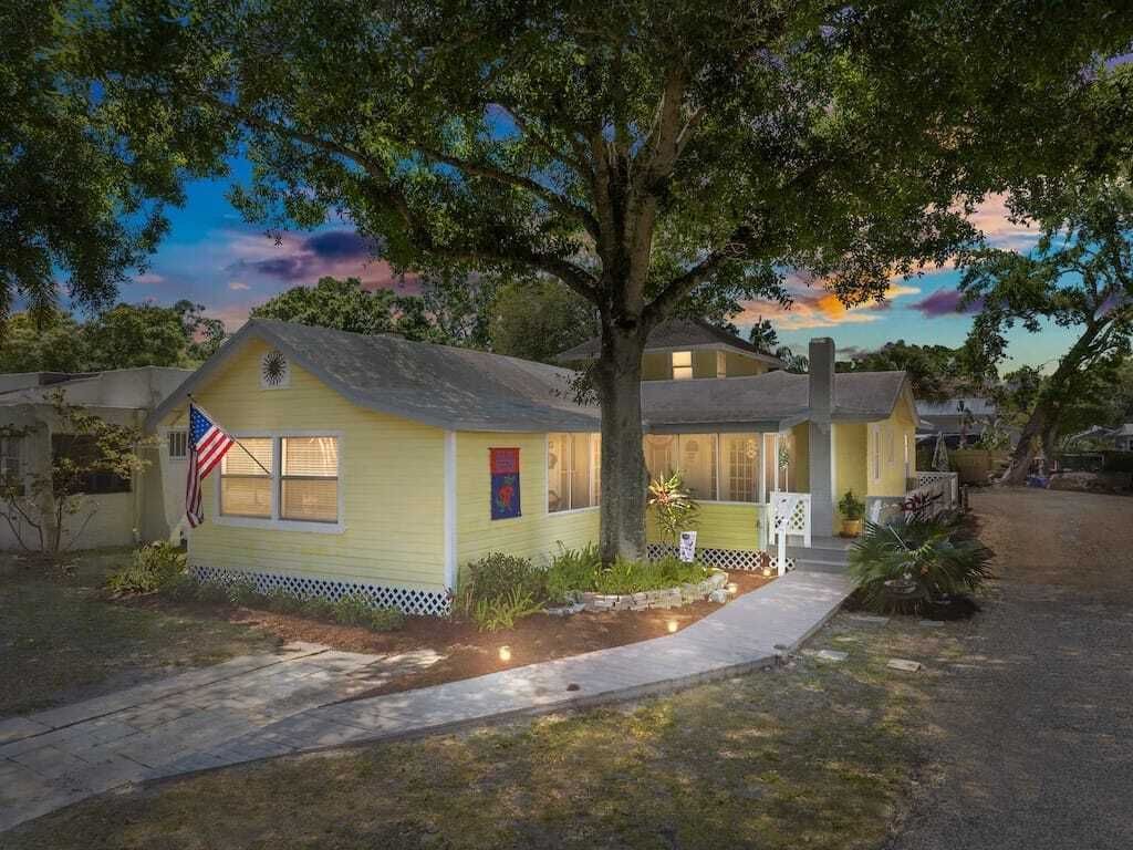 Property photo 1 of 31