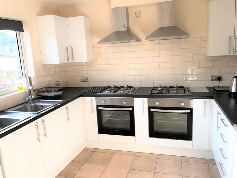 Property photo 2 of 14 Photo 7