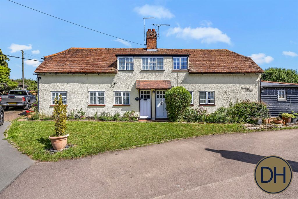 Property photo 2 of 19 Petcheys Cottages