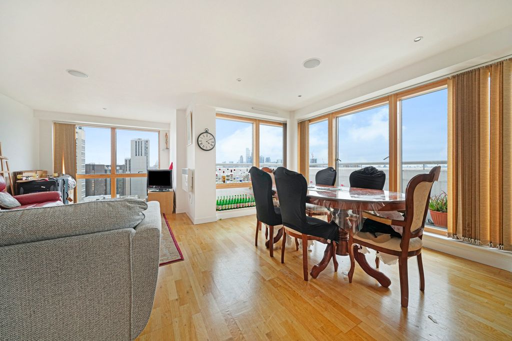 Property photo 1 of 26