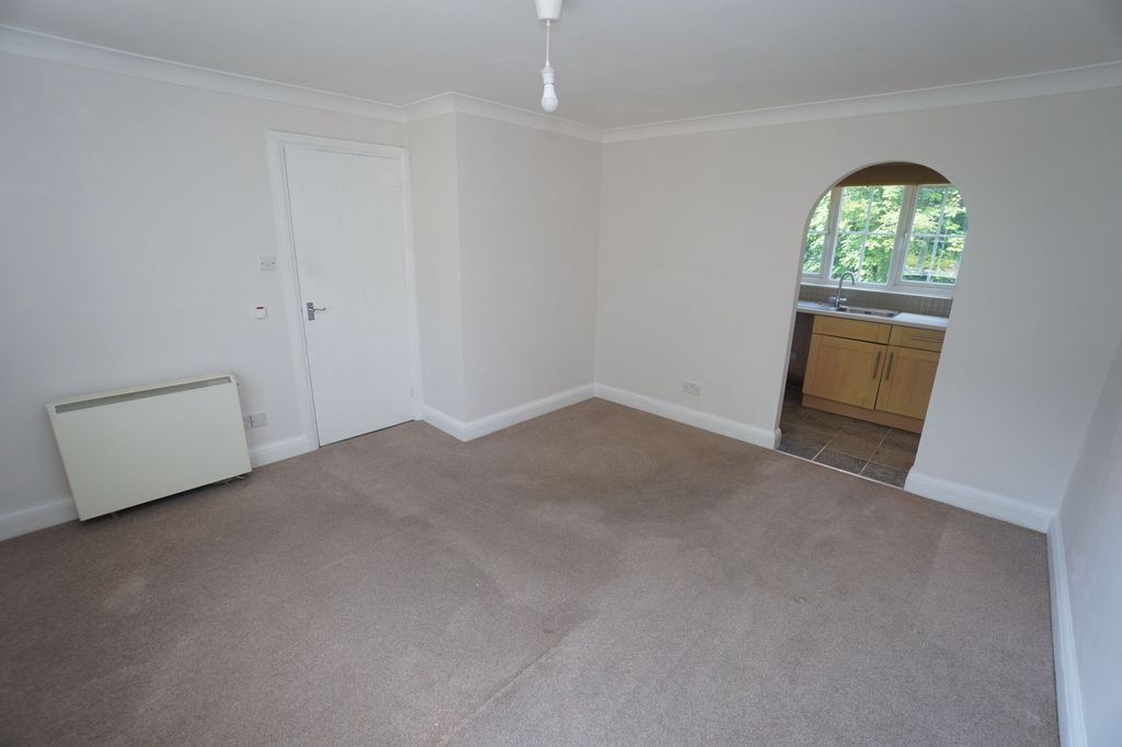 Property photo 2 of 12 Photo 16