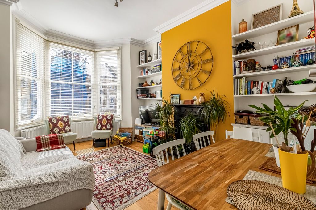 Property photo 2 of 9 Picture No. 08