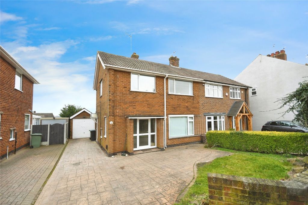 Property photo 1 of 17 Picture No. 01