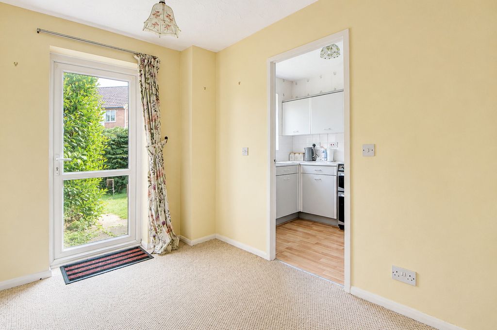 Property photo 3 of 15