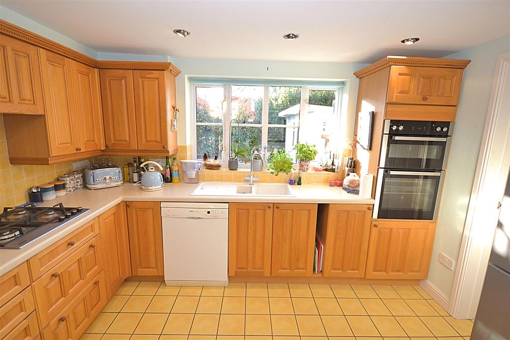 Property photo 3 of 19 3E (1).Png