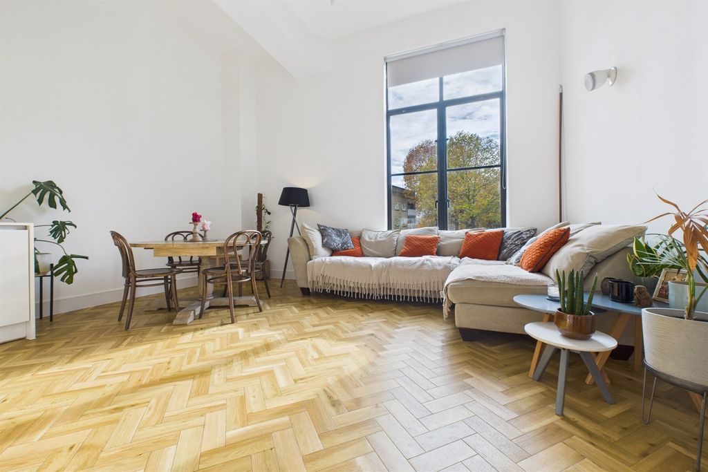 Property photo 3 of 17 Living Area