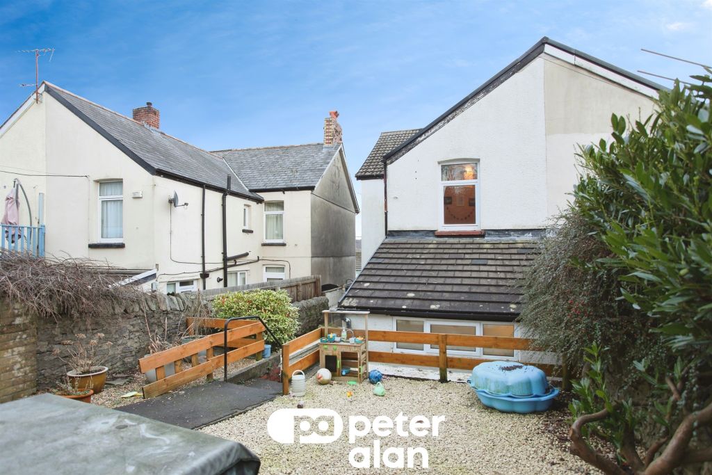 Additional image 8 of 4 bed semi-detached house for saleHillside Park, Bargoed CF81