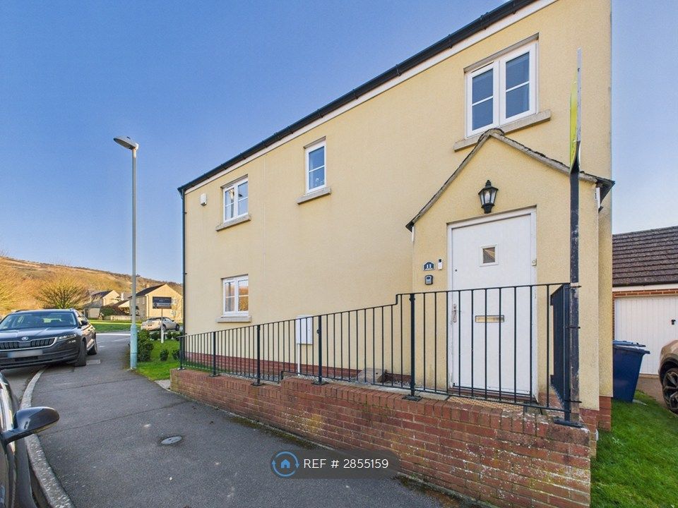 Property photo 1 of 35