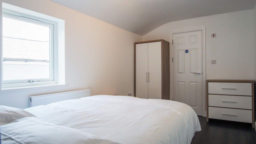 Property photo 3 of 5 Bedroom 5 With En-Suite Reservoir Rd