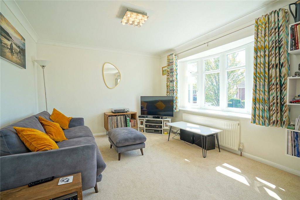 Property photo 3 of 13 Picture No. 16