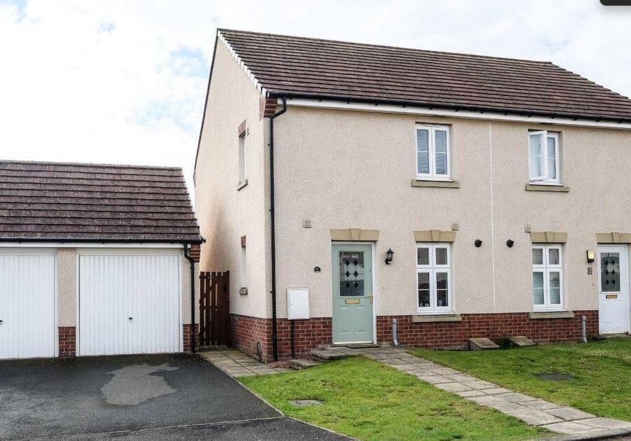 Property photo 1 of 11