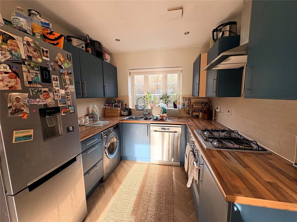 Property photo 3 of 9 Picture 3