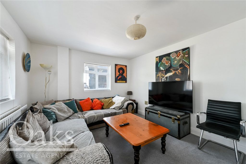 Property photo 1 of 8 Picture No. 08