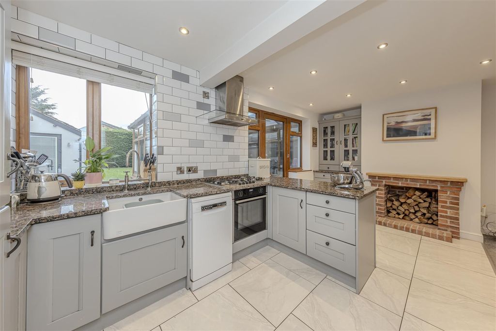 Property photo 2 of 44 Kitchen