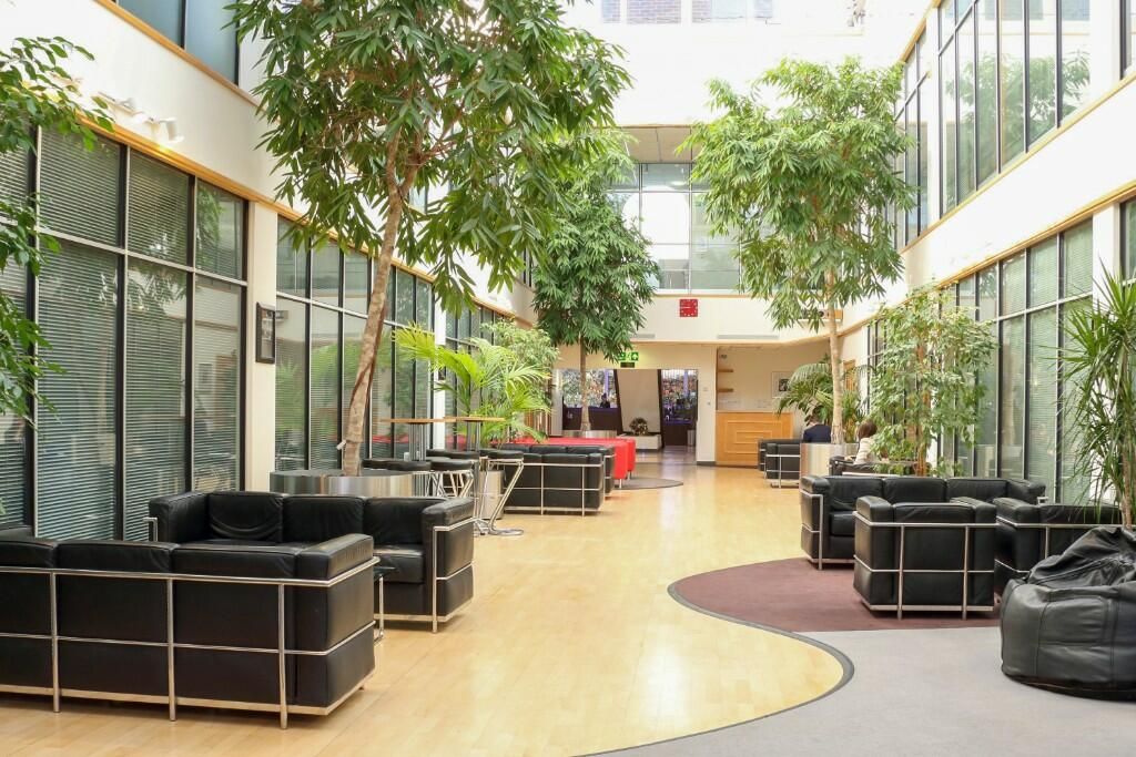 Property photo 1 of 19 Building Interior 