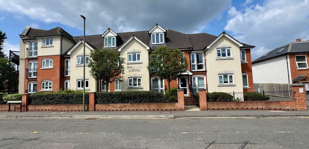 Property photo 1 of 13 4328671