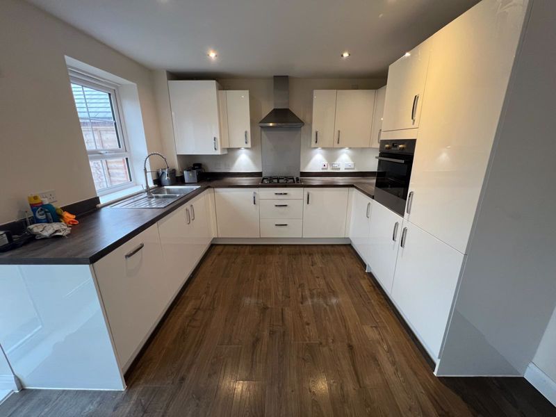 Property photo 2 of 24 Photo 8