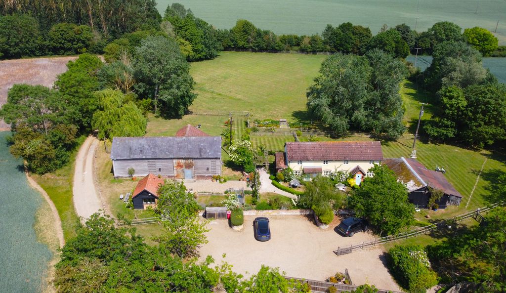 Property photo 1 of 39 Dji_0009