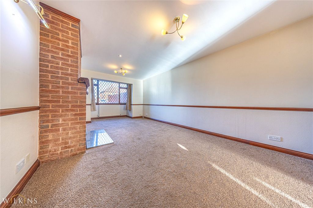 Property photo 2 of 44 Picture No. 29