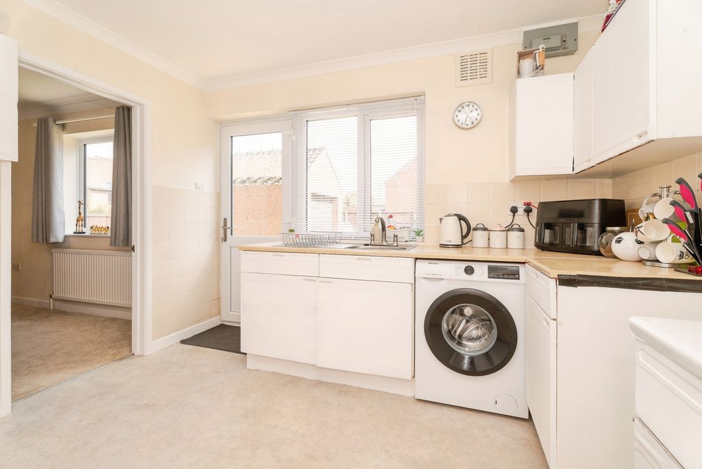 Property photo 2 of 20 Pbox-Img.Jpg
