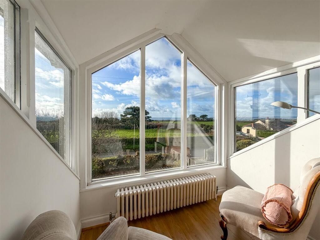 Property photo 2 of 35 4843962