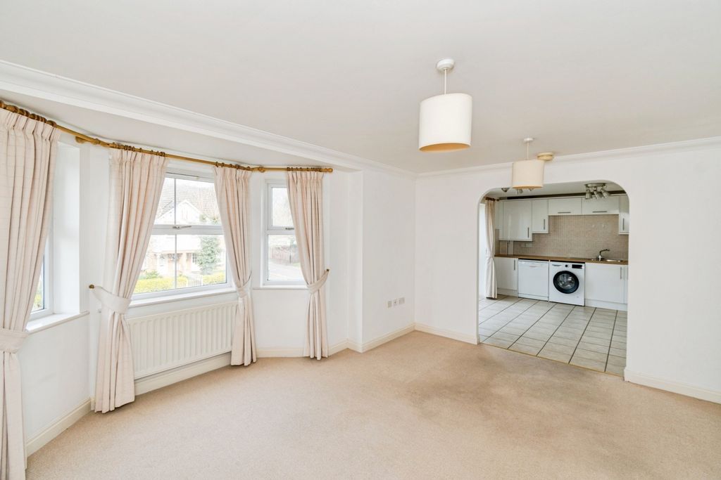 Property photo 2 of 15 Pbox-Img.Jpg