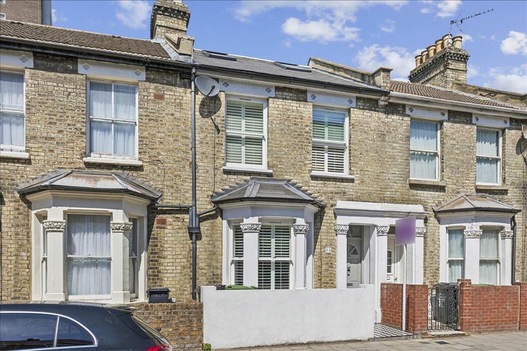 Property photo 1 of 19