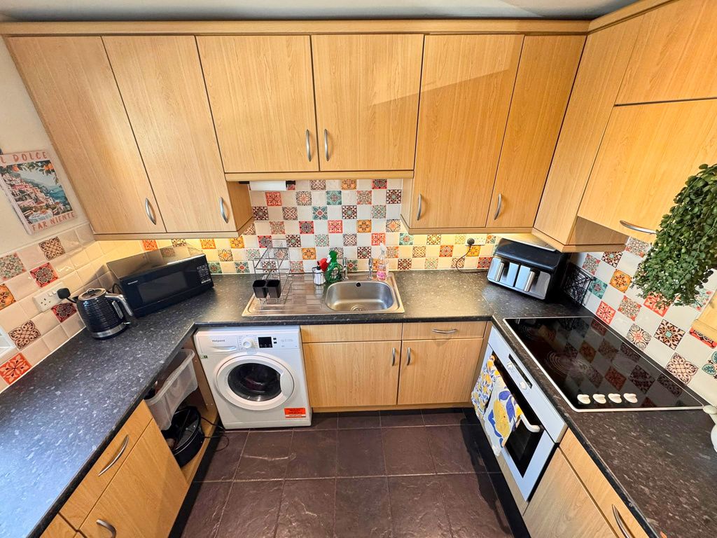 Property photo 3 of 18 Photo 13