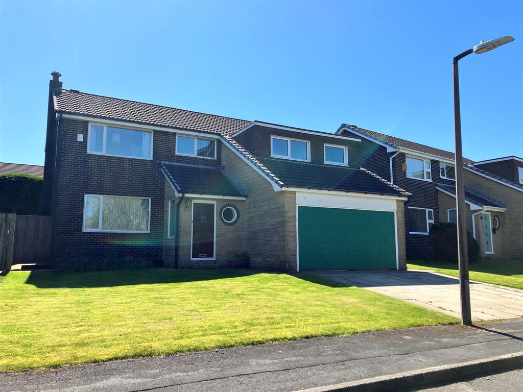 Property photo 1 of 24 4 Whitestone Close - New.Jpg