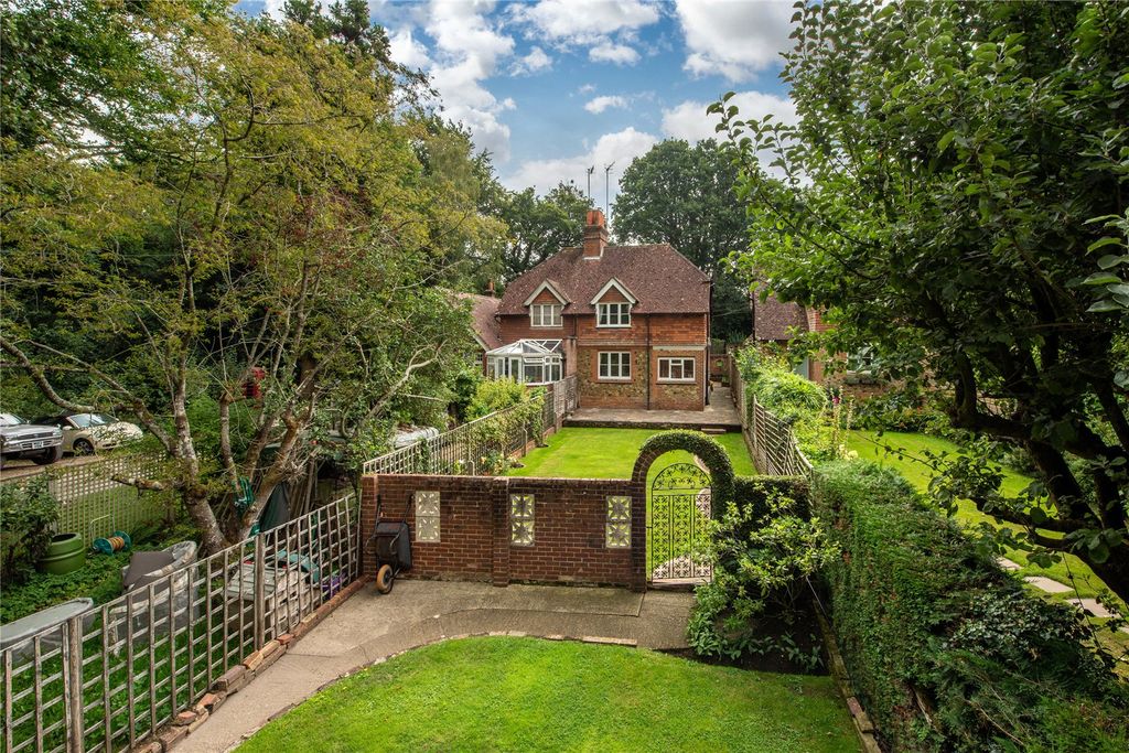 Property photo 2 of 13 Picture No. 12