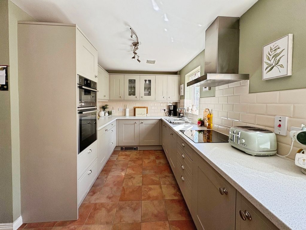 Property photo 2 of 23 Pbox-Img.Jpg