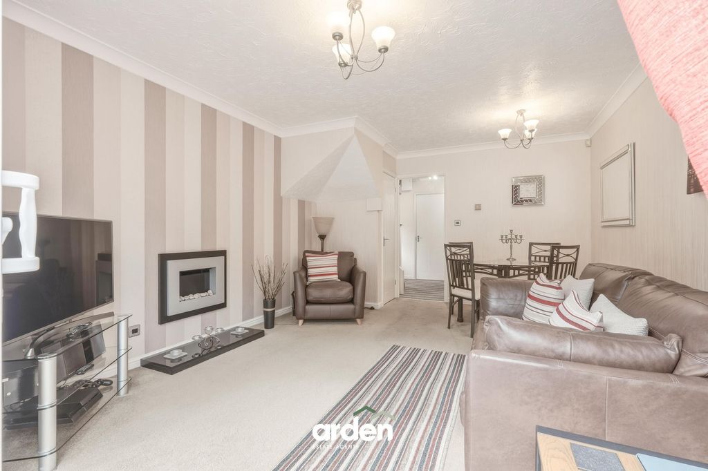 Property photo 3 of 14