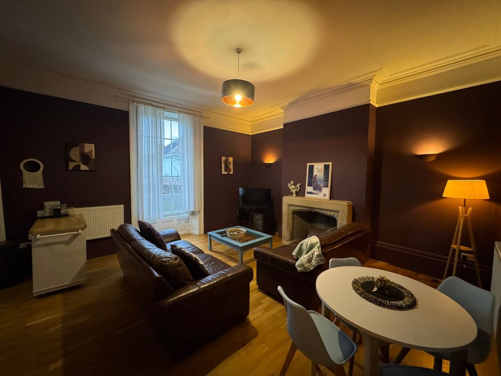 Property photo 3 of 7