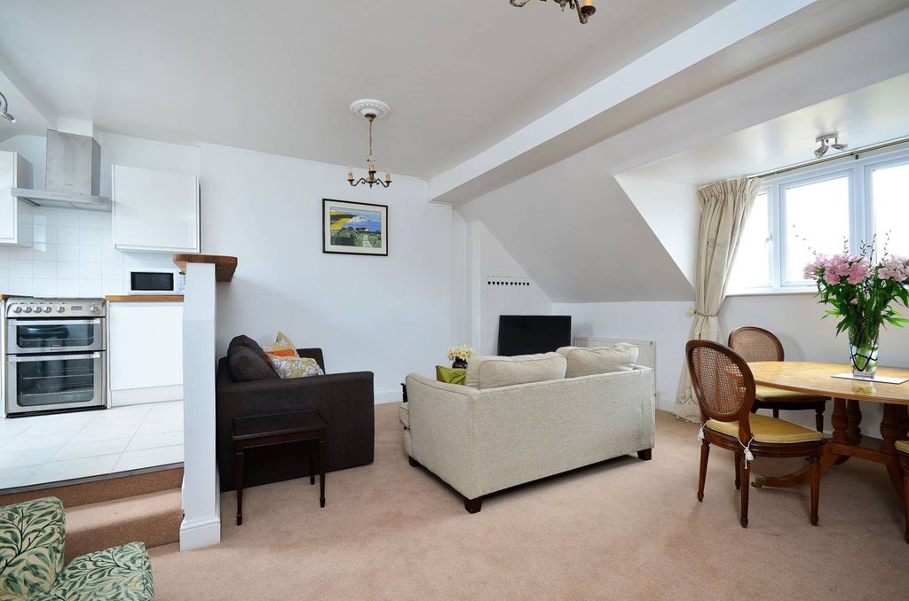 Property photo 2 of 4