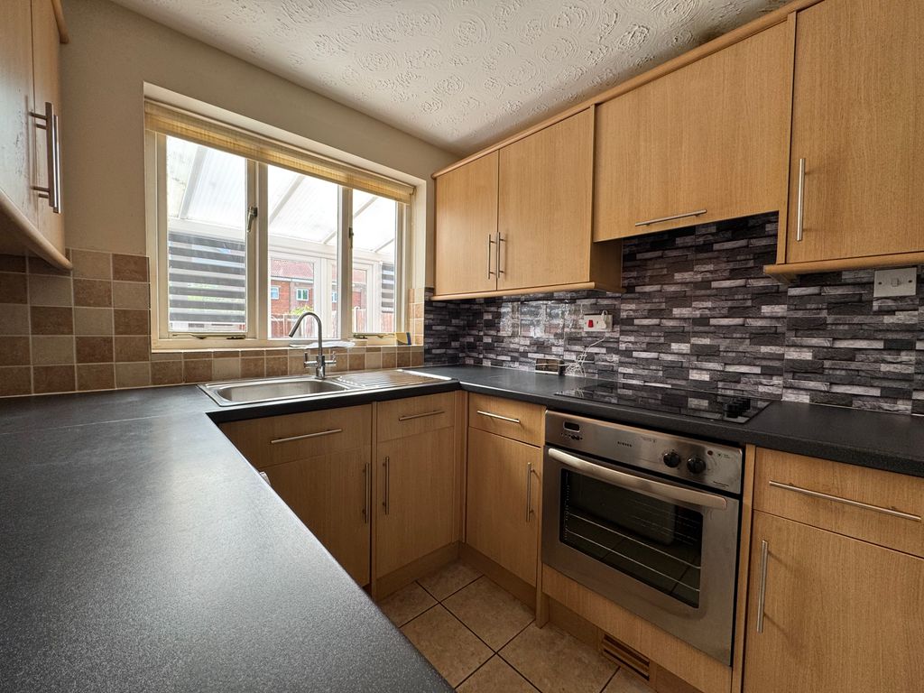 Property photo 2 of 18 Image