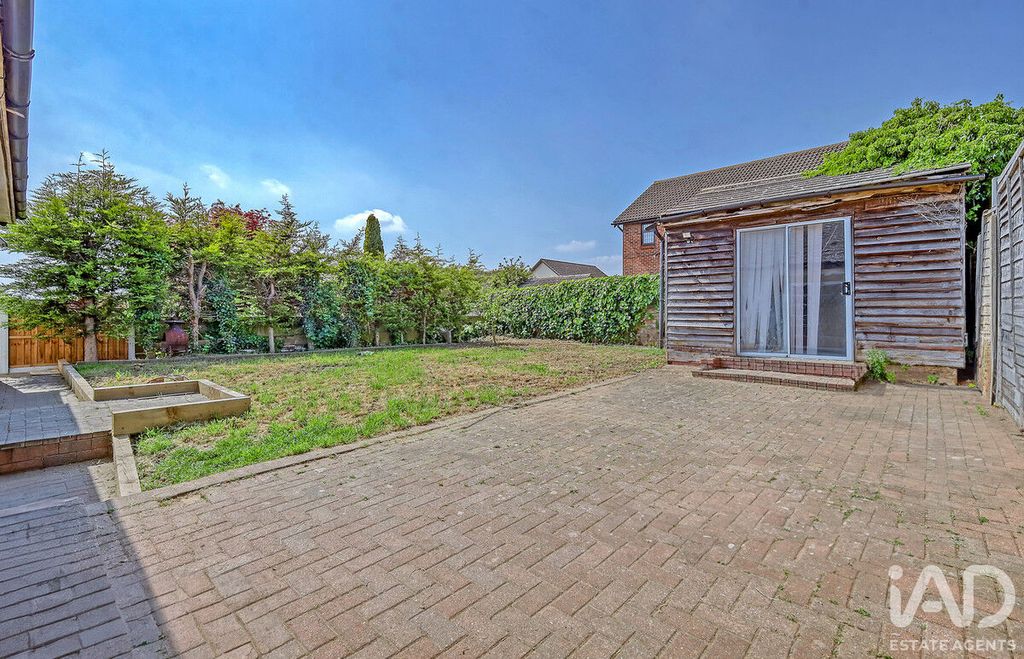 Property photo 3 of 22