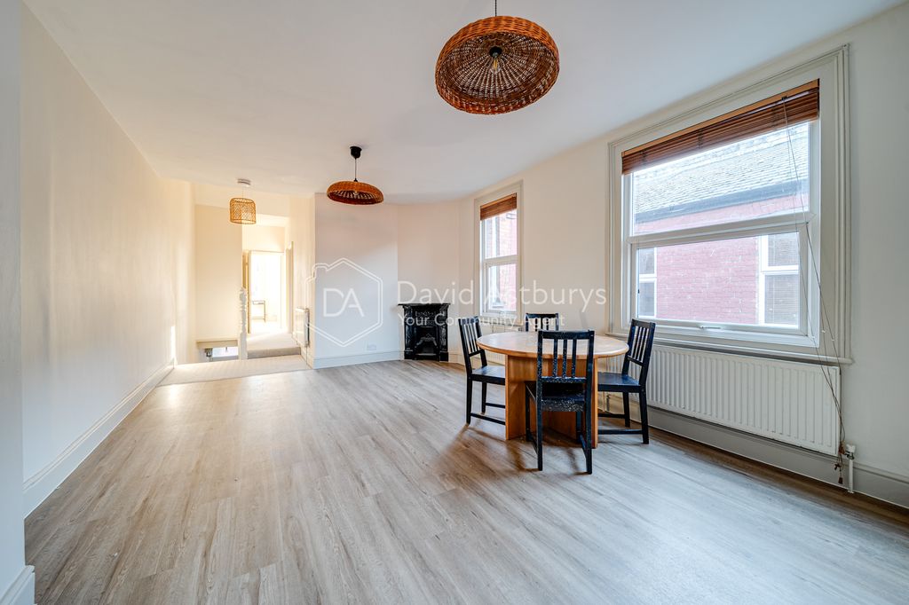 Property photo 2 of 13 Dsc04094Hdr