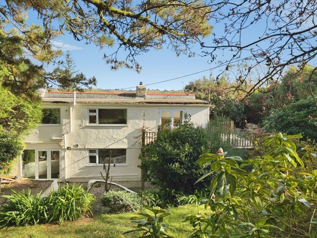 Property photo 1 of 30 4999261