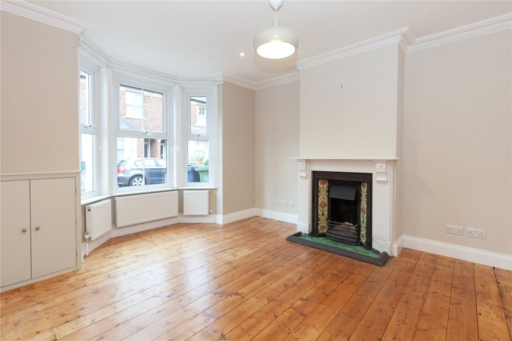 Property photo 2 of 10 Picture No. 05